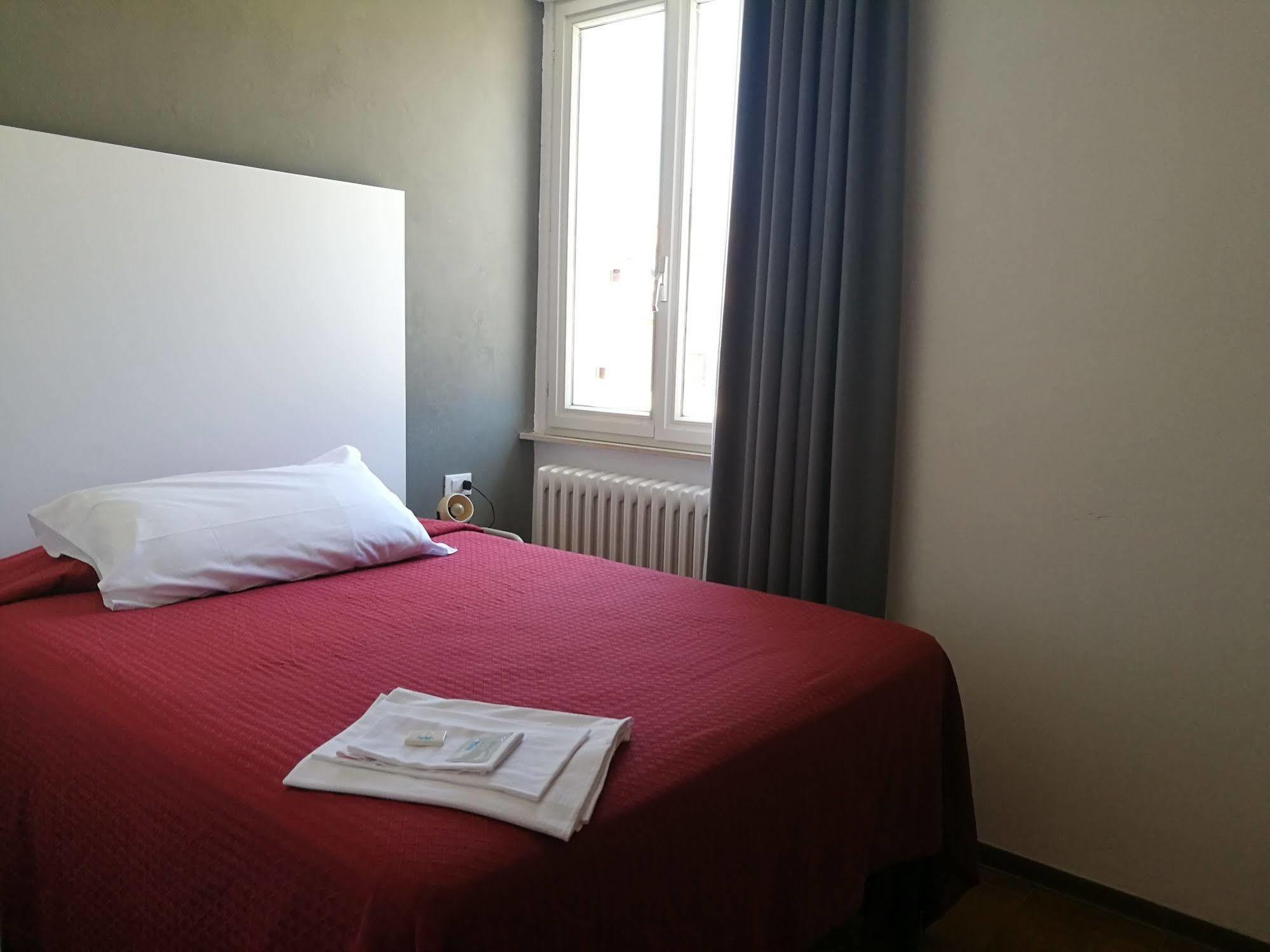 Hotel Piccola Firenze Firenzuola Bagian luar foto